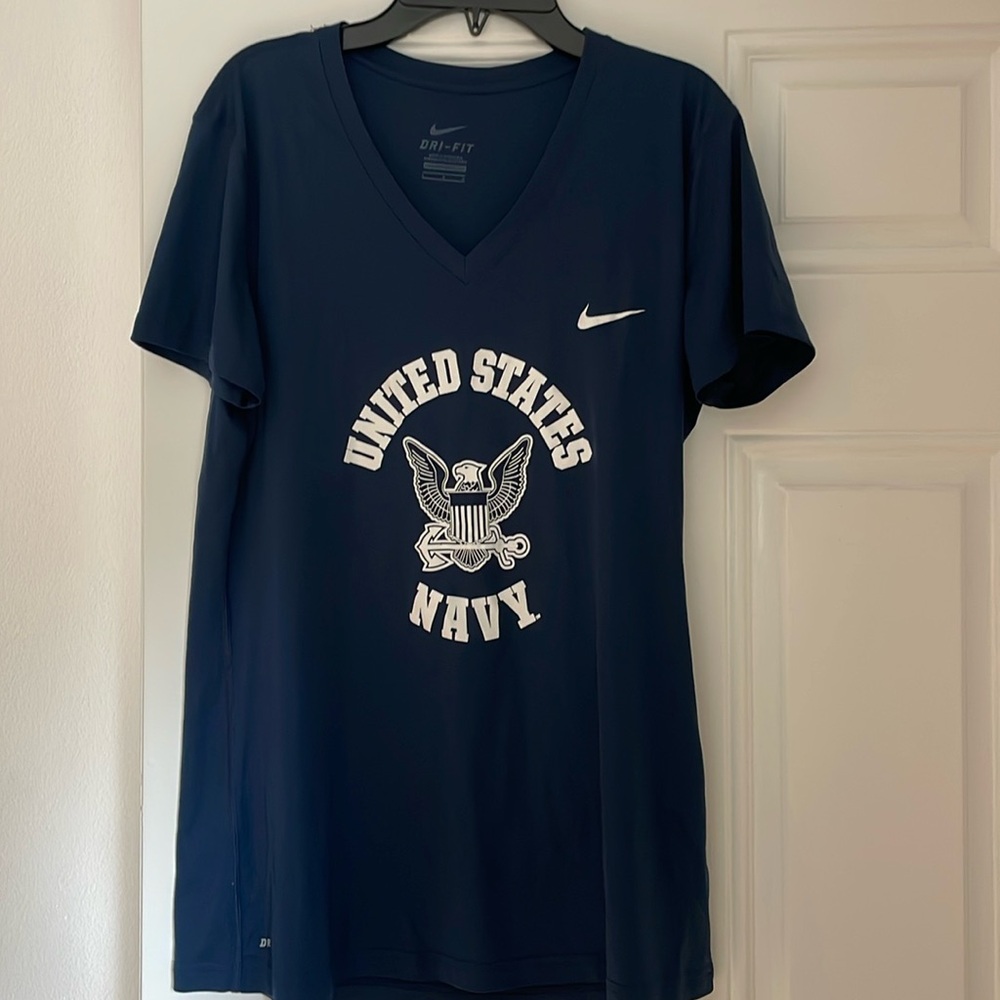 Women’s Nike drifit tshirt US Navy